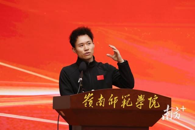 f5adc598acf64ab5ad36970e3ab3111e_batchwm.jpg f5adc598acf64ab5ad36970e3ab3111e_batchwm.jpg