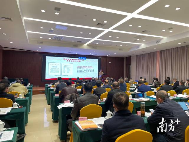 2022年度广东全省高校党委书记抓基层党建述职评议考核工作会议举行。 2022年度广东全省高校党委书记抓基层党建述职评议考核工作会议举行。