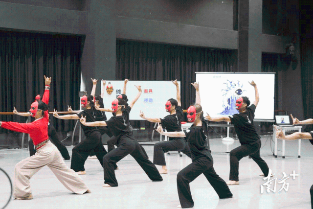 f7ebad9b6f2b4fd9be65f9145d2347c9_batchwm.png f7ebad9b6f2b4fd9be65f9145d2347c9_batchwm.png