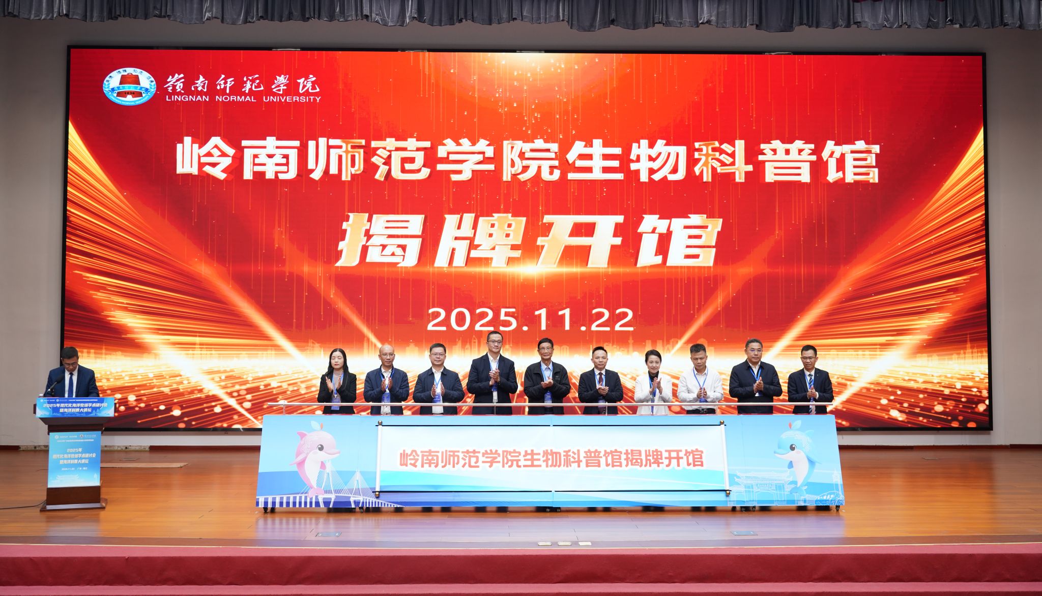 239f08db82d3f13beb4fa0061926a00e.jpg 239f08db82d3f13beb4fa0061926a00e.jpg